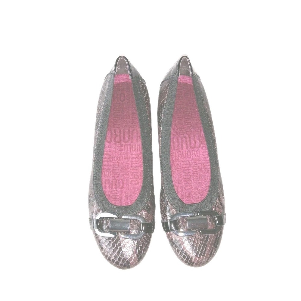 Munro‎ Flats Women's Size 5 Ivy II Black Snake Slip On Flexible